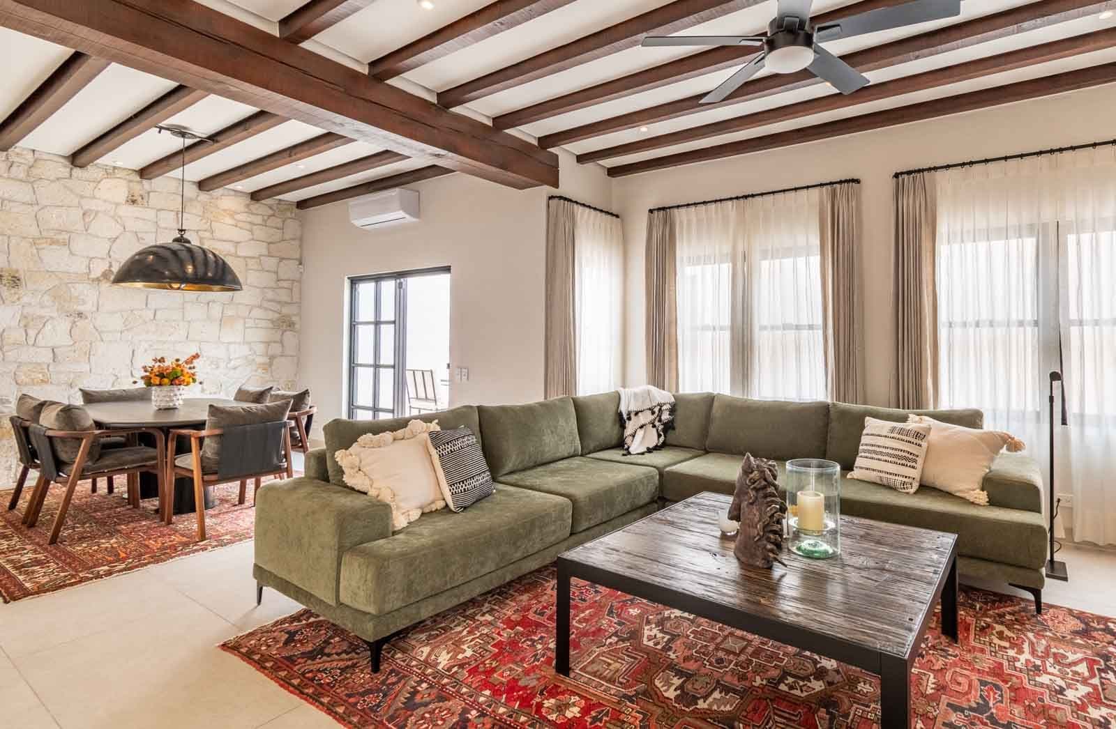 Casa de Luz, photo 1 of 26