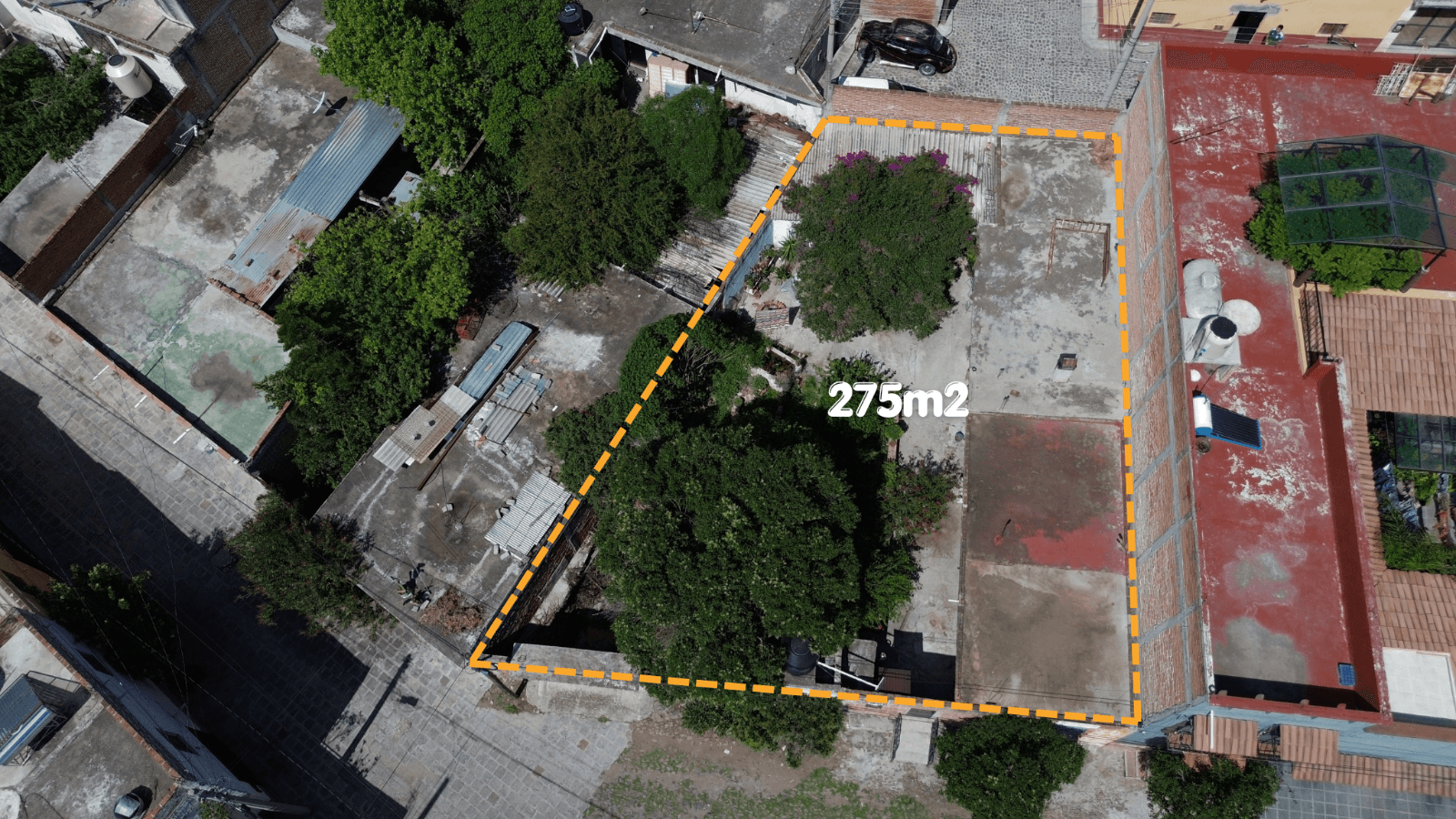 Double-Frontage Fixer Upper in Independencia, photo 1 of 4