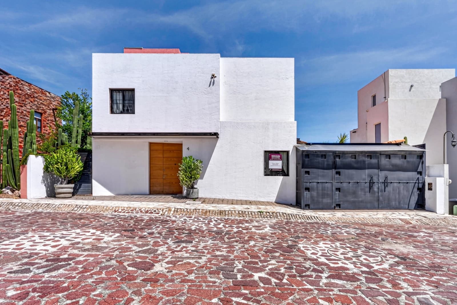 Casa Rosy, photo 1 of 16
