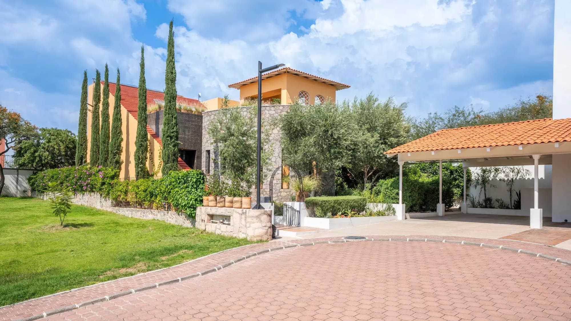 Casa Olivar, photo 1 of 19