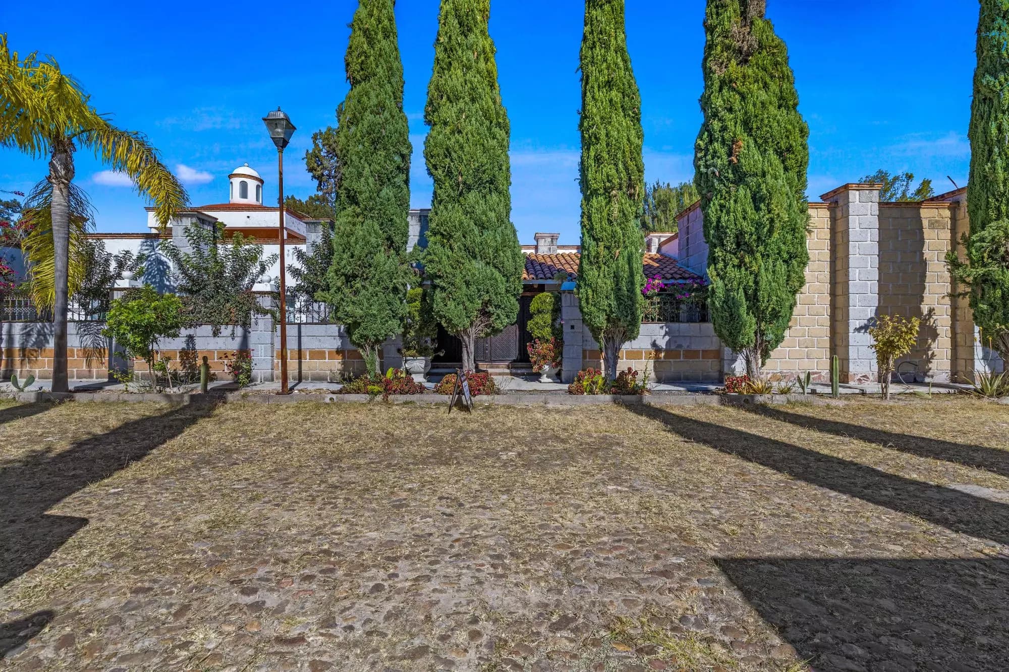 Casa Crisanta, photo 1 of 26