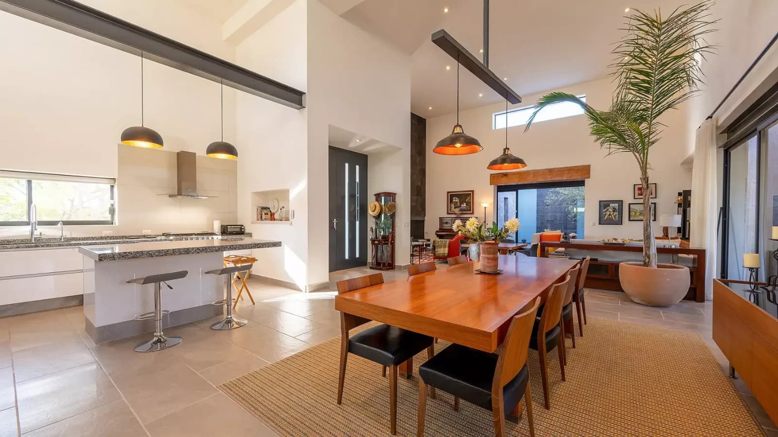 Casa Prisma, photo 1 of 27
