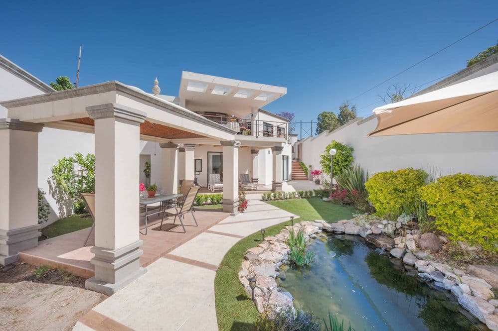 Casa del Estanque, photo 1 of 26